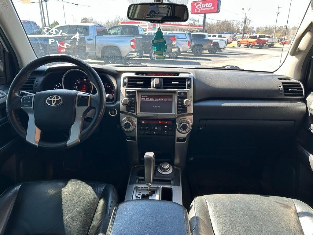 Toyota 4Runner 4WD 4dr V6 Limited (Natl) 2010