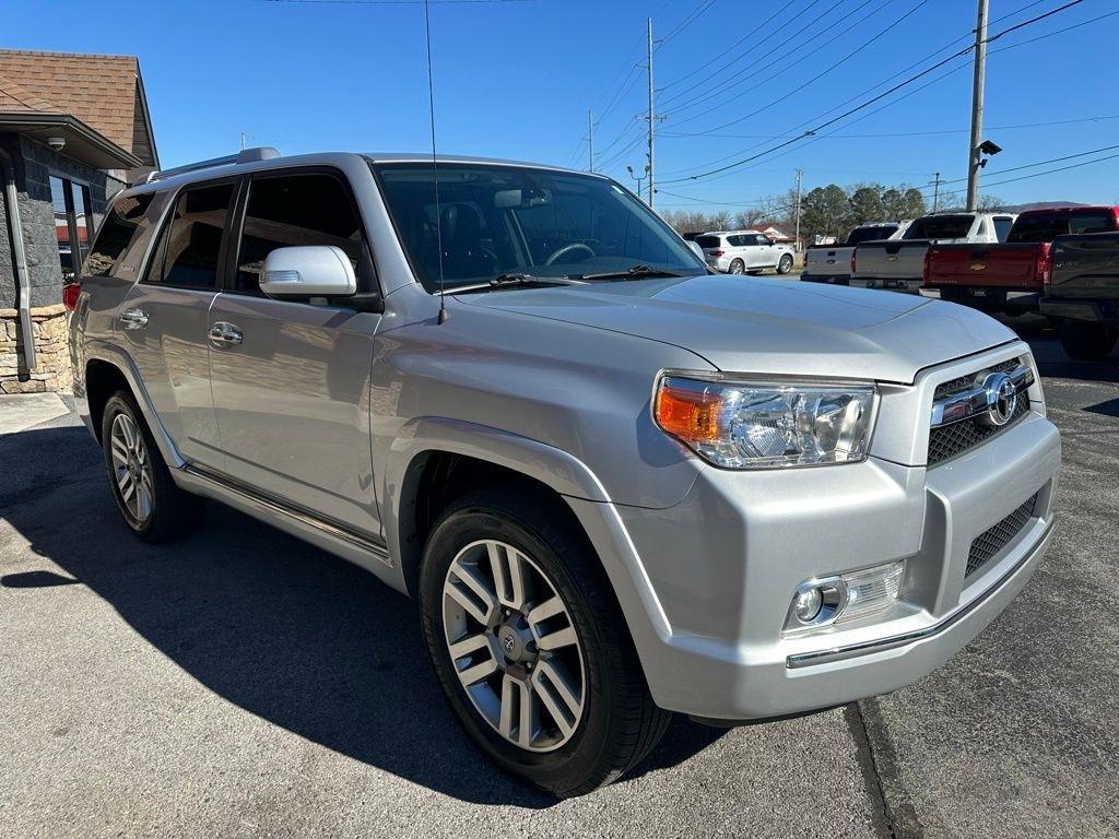 Toyota 4Runner 4WD 4dr V6 Limited (Natl) 2010