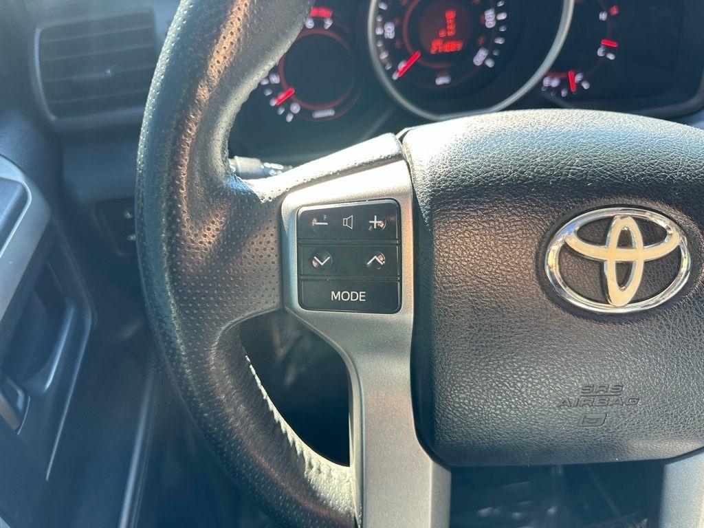 Toyota 4Runner 4WD 4dr V6 Limited (Natl) 2010