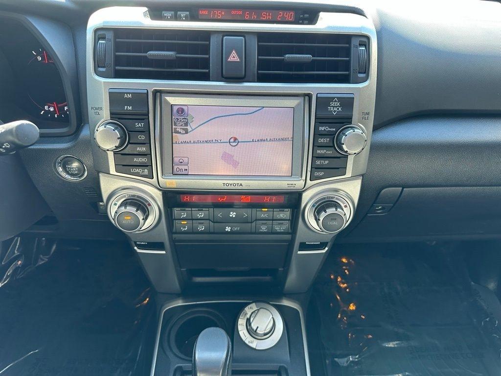 Toyota 4Runner 4WD 4dr V6 Limited (Natl) 2010