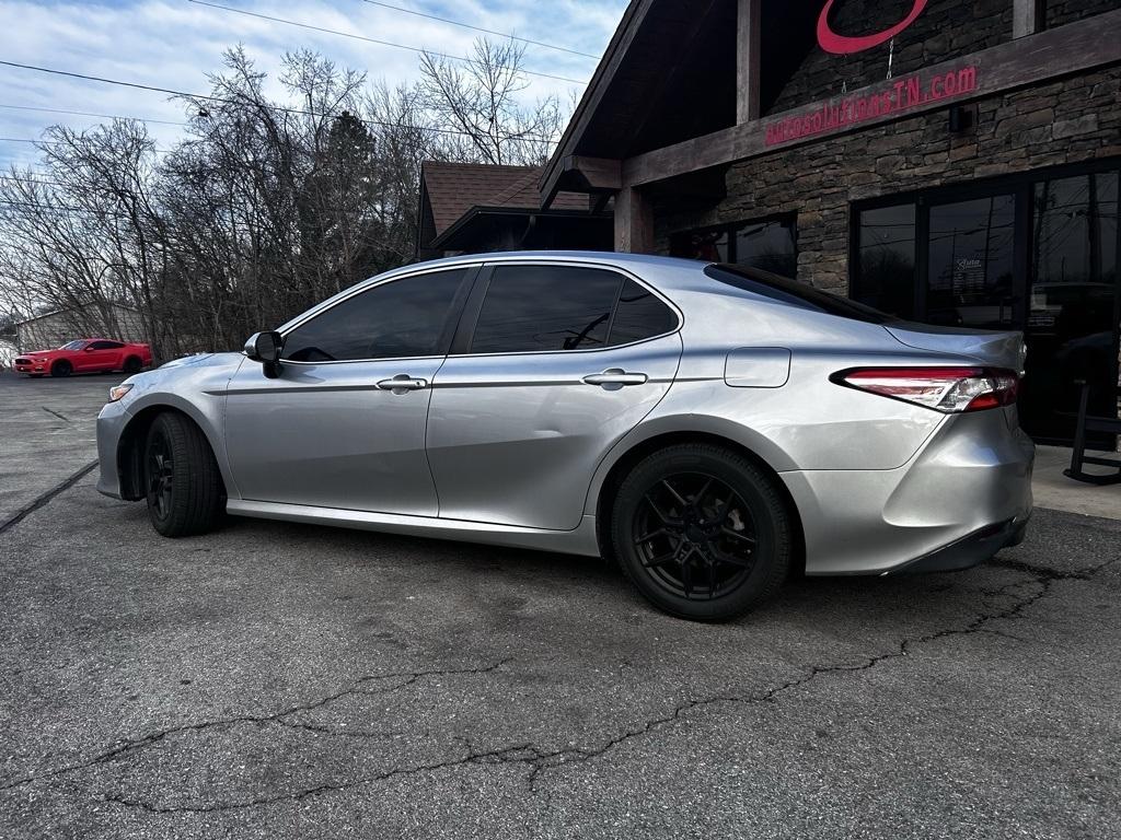 Toyota Camry XLE Auto (Natl) 2018