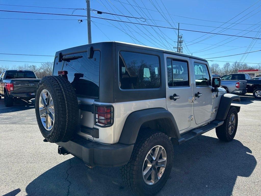 Jeep Wrangler Unlimited 4WD 4dr Sport 2011