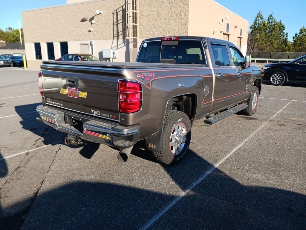 Chevrolet Silverado 3500HD 4WD Crew Cab 153.7" LTZ 2015
