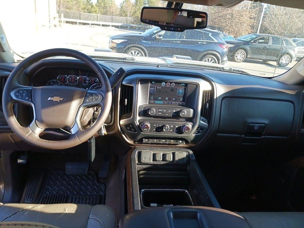 Chevrolet Silverado 3500HD 4WD Crew Cab 153.7" LTZ 2015