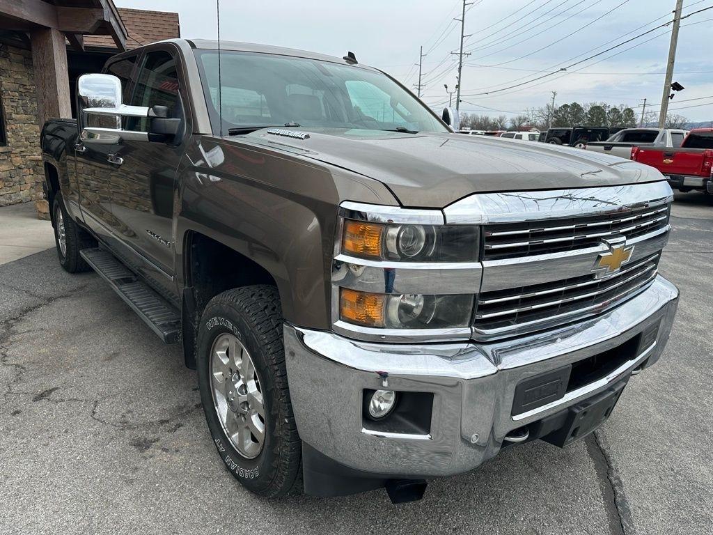 Chevrolet Silverado 3500HD 4WD Crew Cab 153.7" LTZ 2015