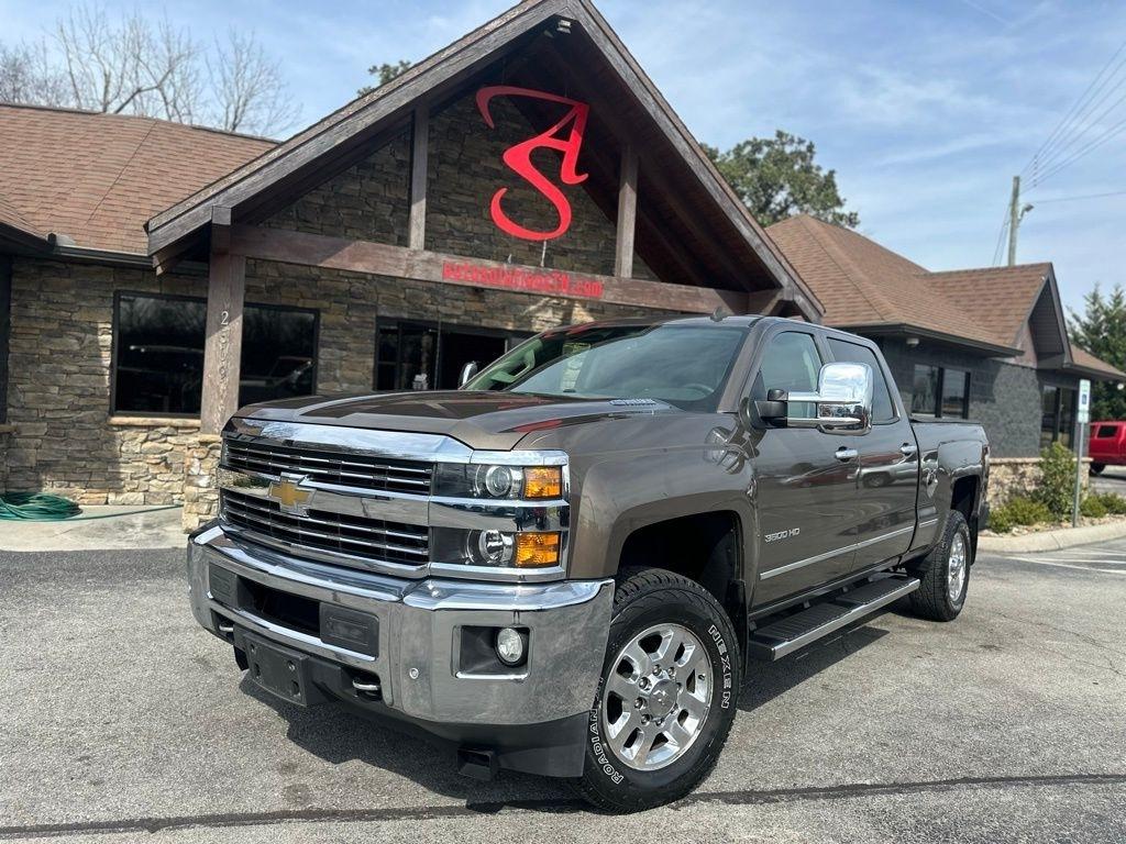 Chevrolet Silverado 3500HD 4WD Crew Cab 153.7" LTZ 2015