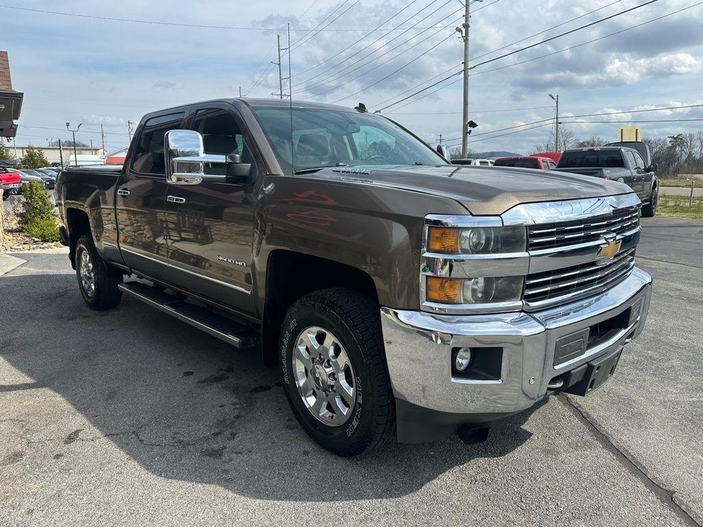 Chevrolet Silverado 3500HD 4WD Crew Cab 153.7" LTZ 2015