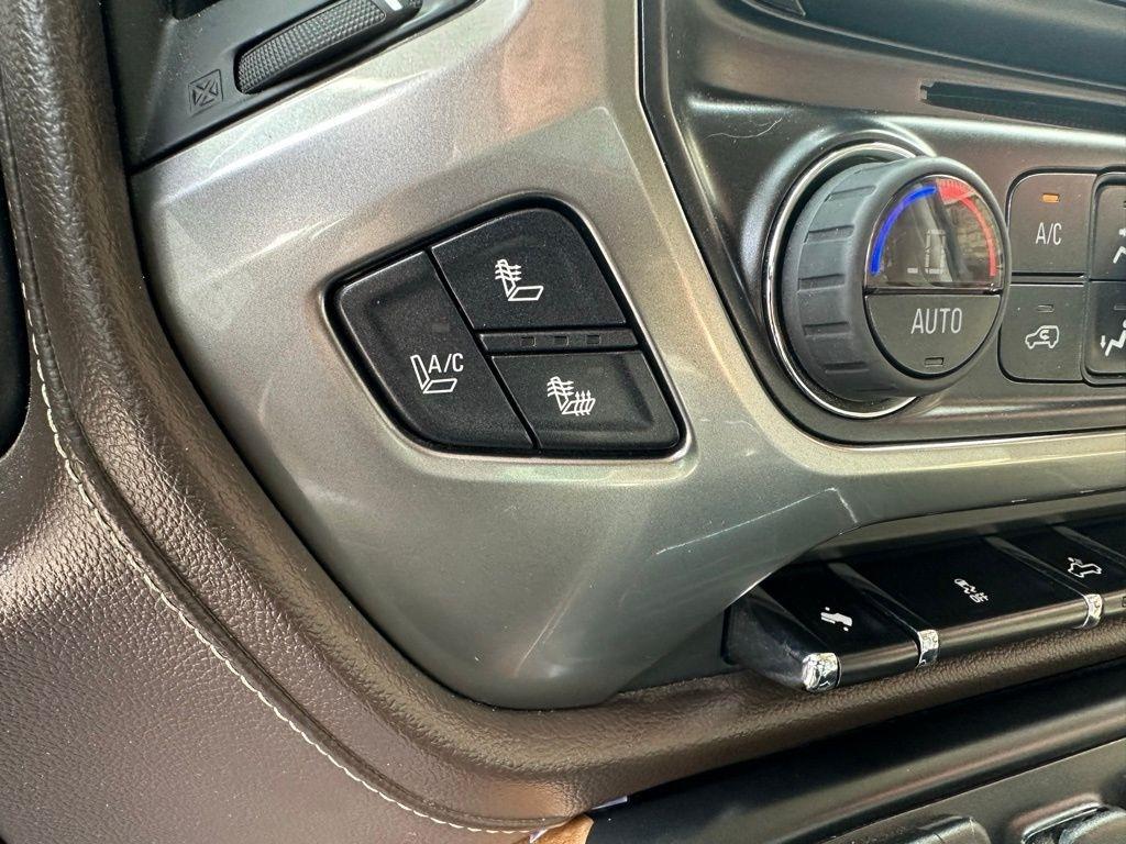 Chevrolet Silverado 3500HD 4WD Crew Cab 153.7" LTZ 2015