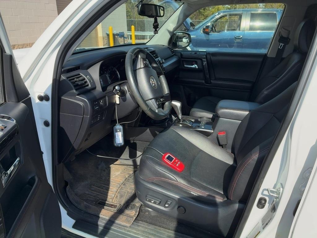 Toyota 4Runner 4WD 4dr V6 Trail Premium (Natl) 2016