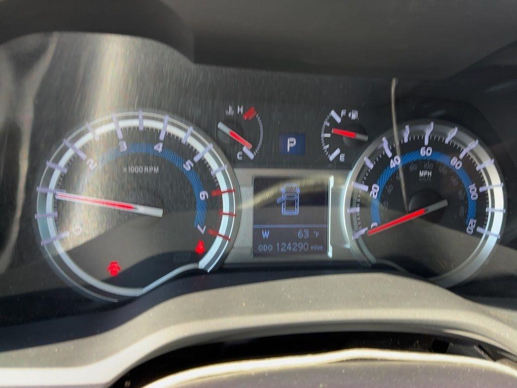 Toyota 4Runner 4WD 4dr V6 Trail Premium (Natl) 2016