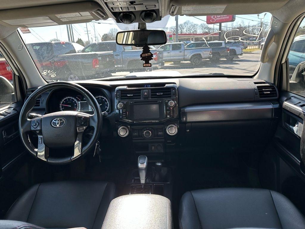 Toyota 4Runner 4WD 4dr V6 Trail Premium (Natl) 2016