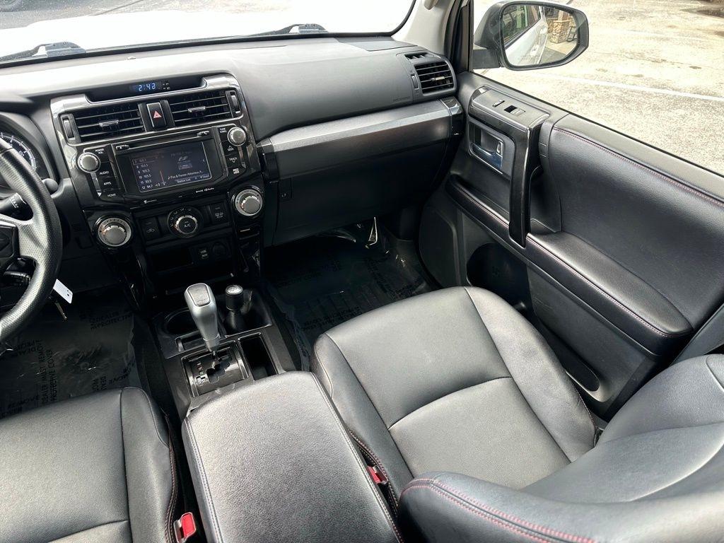 Toyota 4Runner 4WD 4dr V6 Trail Premium (Natl) 2016