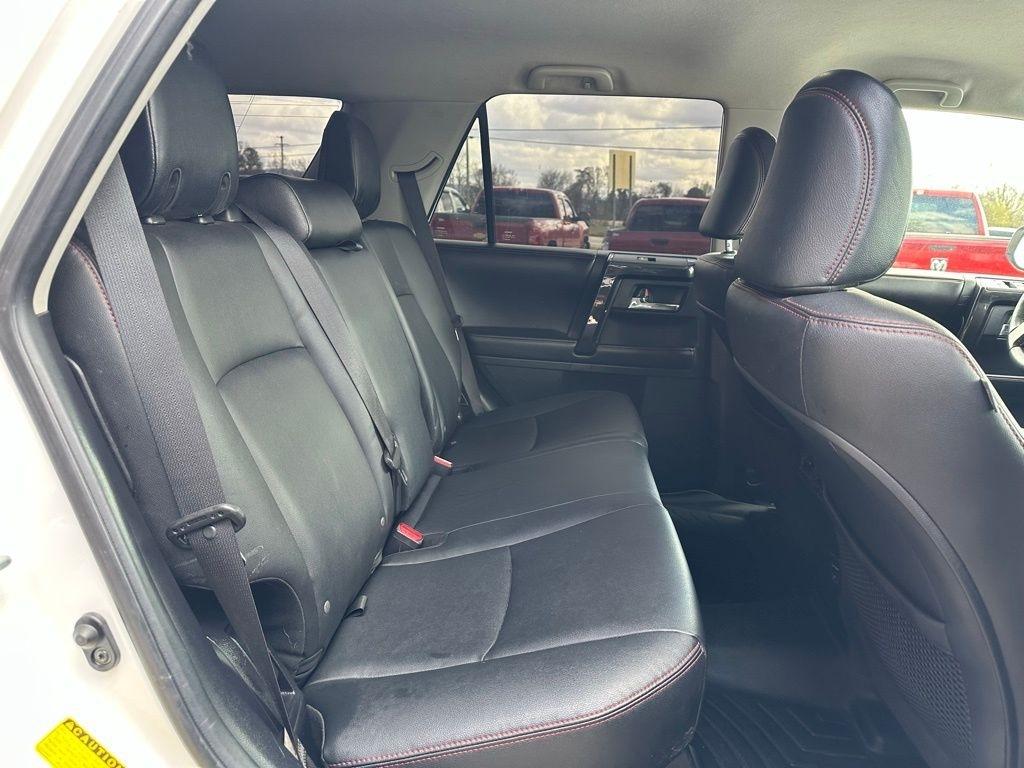 Toyota 4Runner 4WD 4dr V6 Trail Premium (Natl) 2016