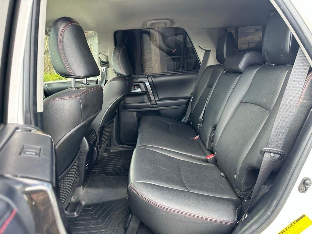 Toyota 4Runner 4WD 4dr V6 Trail Premium (Natl) 2016