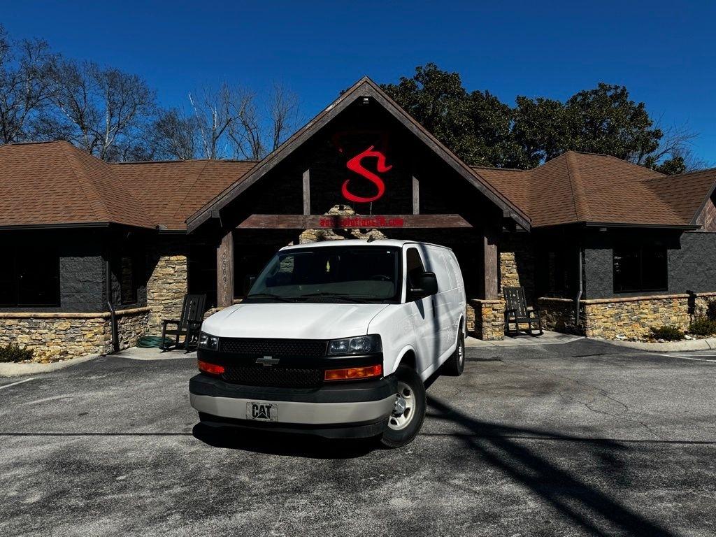 Chevrolet Express Cargo Van RWD 2500 135" 2018