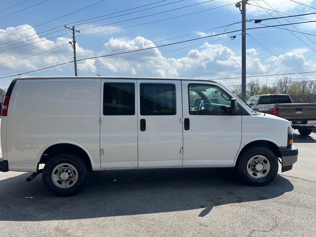 Chevrolet Express Cargo Van RWD 2500 135" 2018