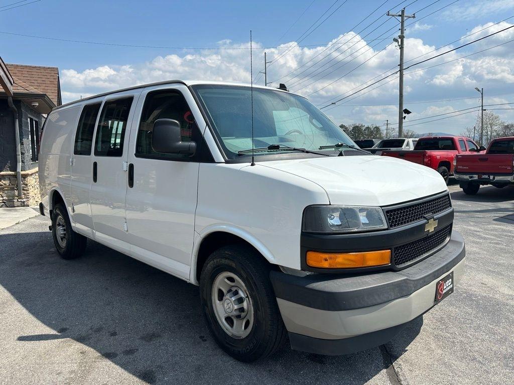 Chevrolet Express Cargo Van RWD 2500 135" 2018