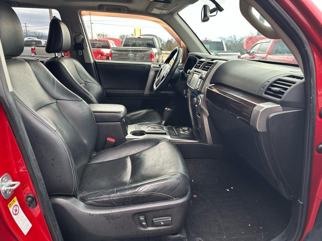 Toyota 4Runner 4WD 4dr V6 Trail Premium (Natl) 2014