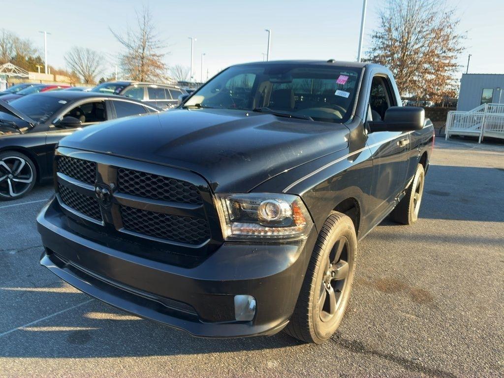 RAM 1500 2WD Reg Cab 120.5" Express 2014