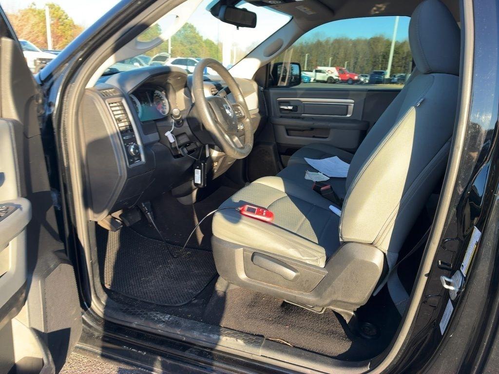 RAM 1500 2WD Reg Cab 120.5" Express 2014