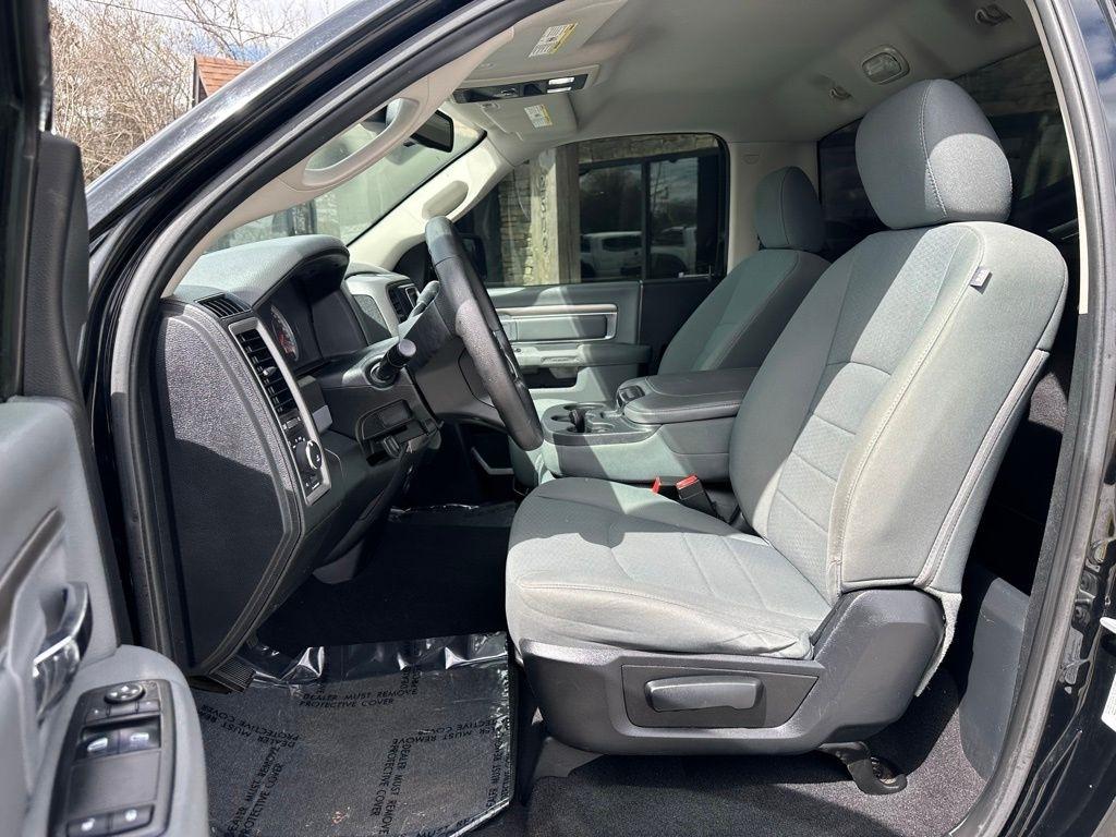 RAM 1500 2WD Reg Cab 120.5" Express 2014