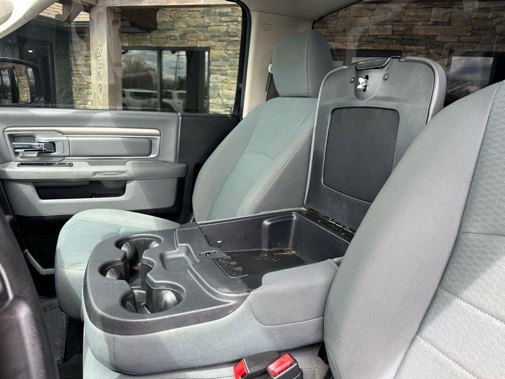 RAM 1500 2WD Reg Cab 120.5" Express 2014