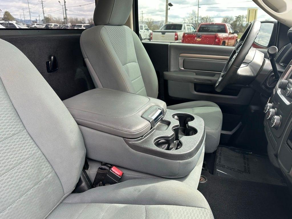 RAM 1500 2WD Reg Cab 120.5" Express 2014