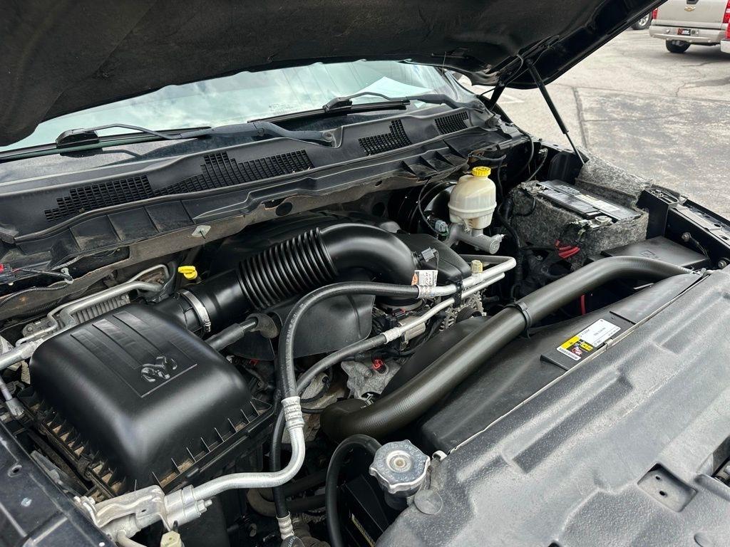 RAM 1500 2WD Reg Cab 120.5" Express 2014