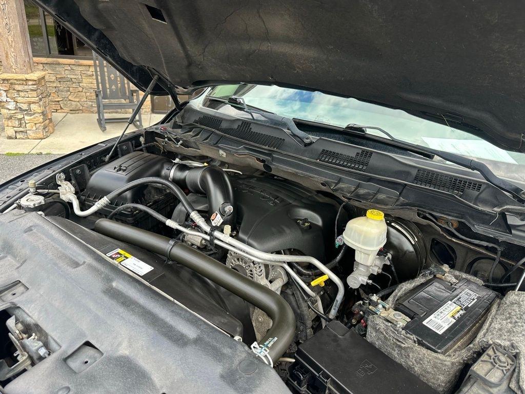 RAM 1500 2WD Reg Cab 120.5" Express 2014