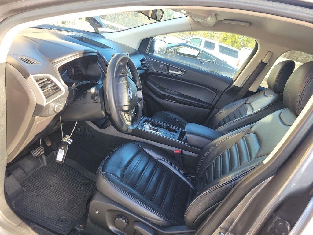 Ford Edge SE AWD 2022