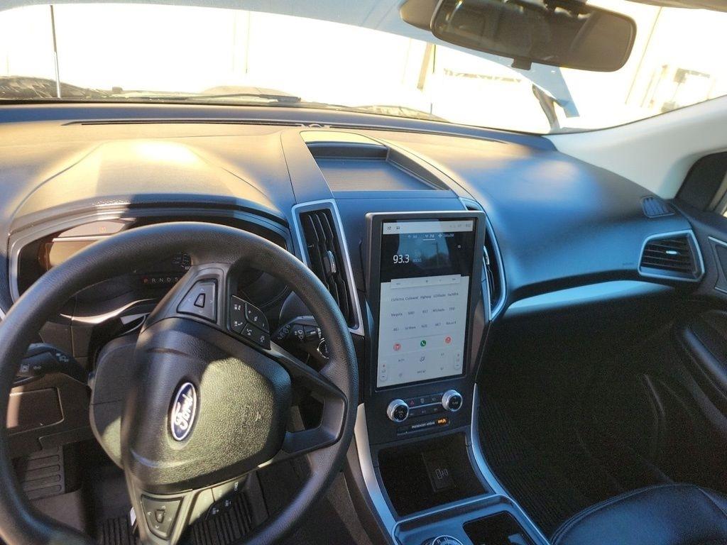 Ford Edge SE AWD 2022