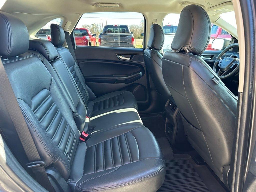 Ford Edge SE AWD 2022