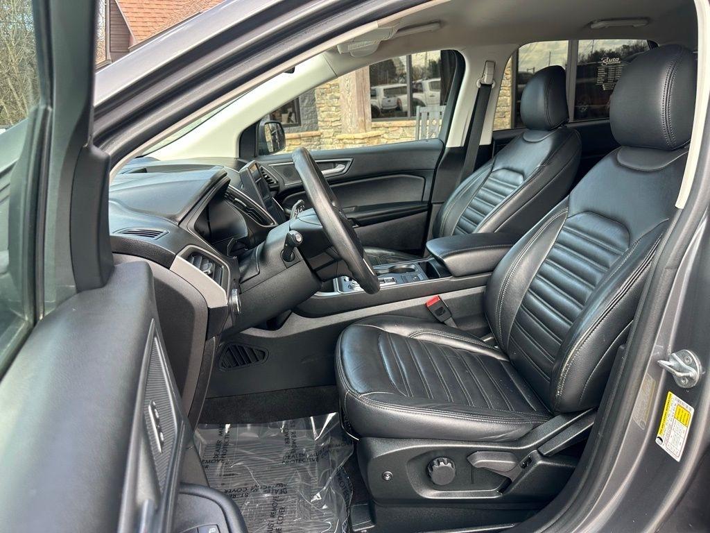 Ford Edge SE AWD 2022