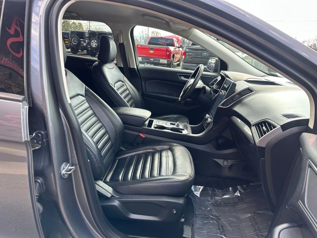 Ford Edge SE AWD 2022