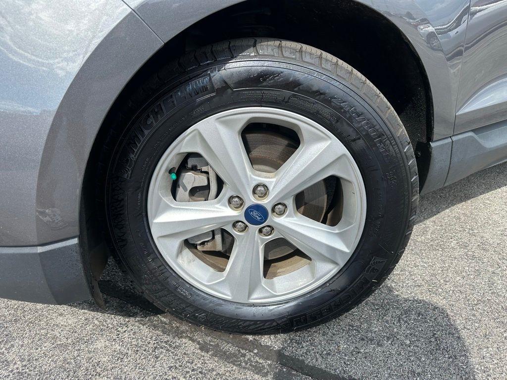 Ford Edge SE AWD 2022