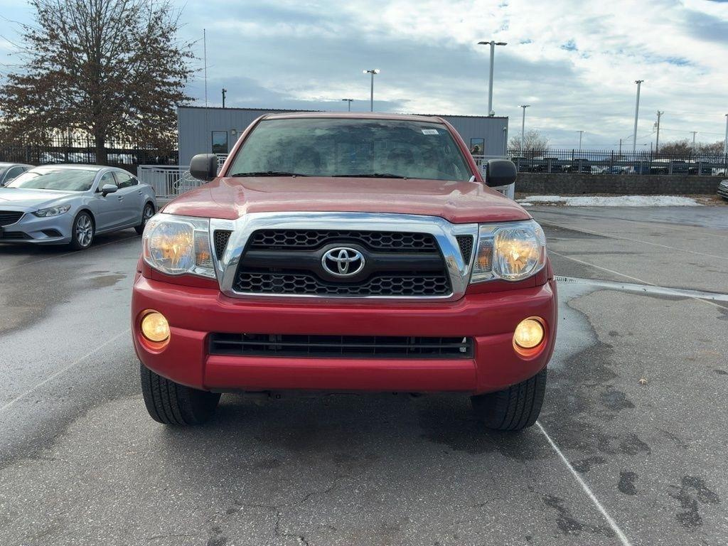 Toyota Tacoma 2WD Access V6 AT PreRunner (Natl) 2011