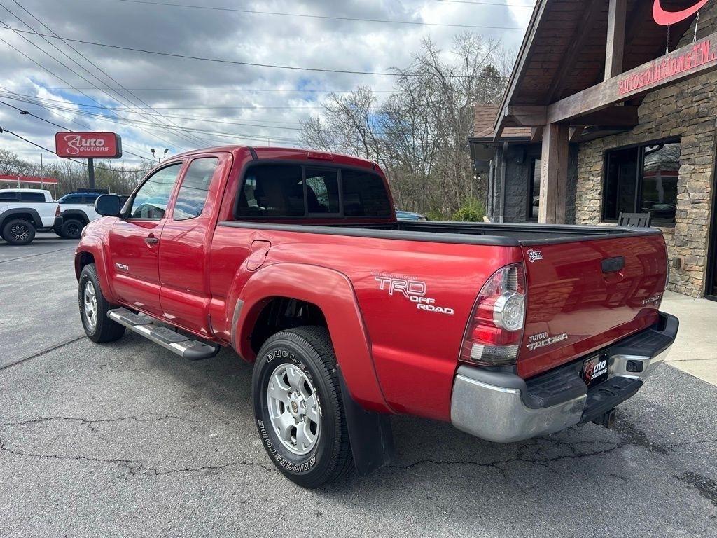 Toyota Tacoma 2WD Access V6 AT PreRunner (Natl) 2011