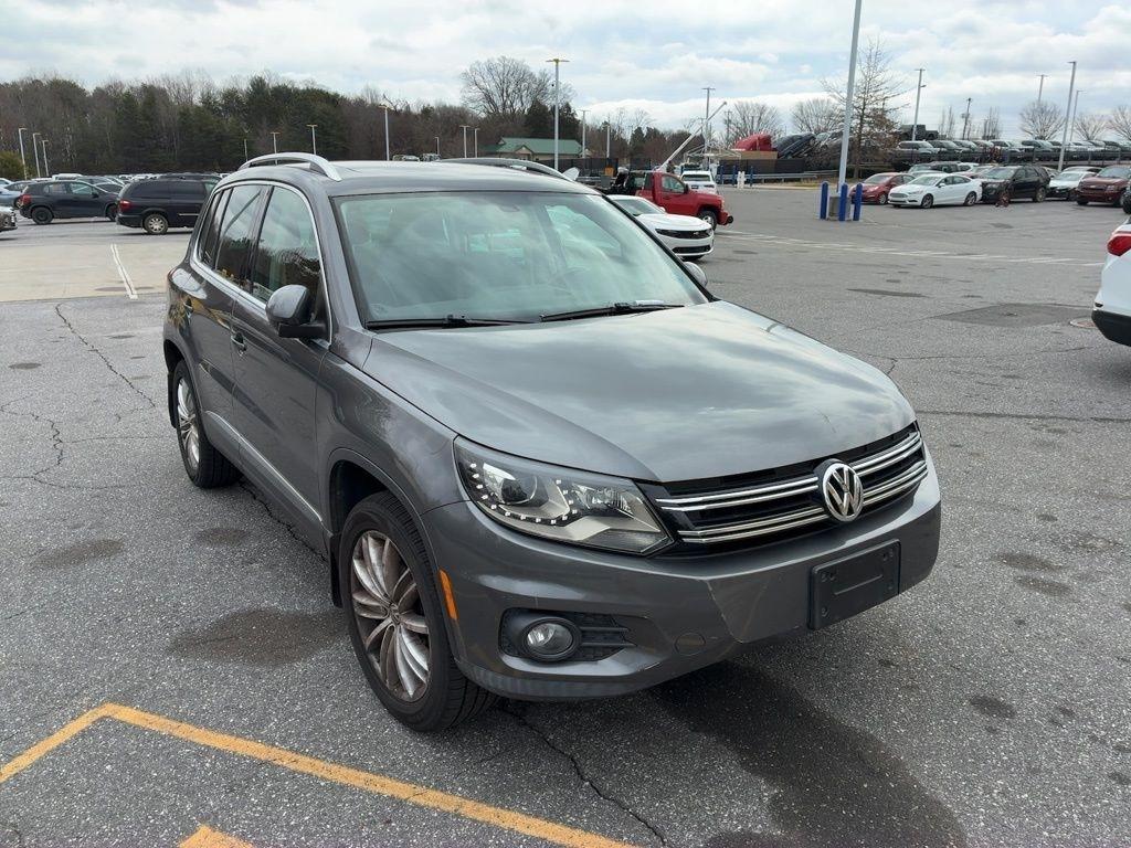 Volkswagen Tiguan 4MOTION 4dr Auto R-Line 2016
