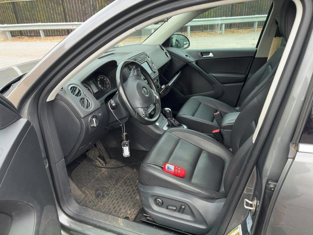 Volkswagen Tiguan 4MOTION 4dr Auto R-Line 2016