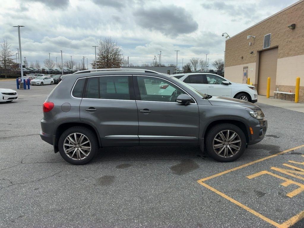 Volkswagen Tiguan 4MOTION 4dr Auto R-Line 2016