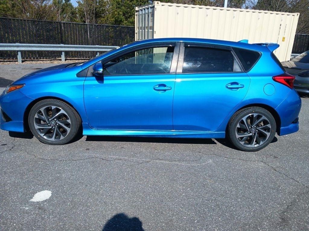 Toyota Corolla iM CVT (Natl) 2017