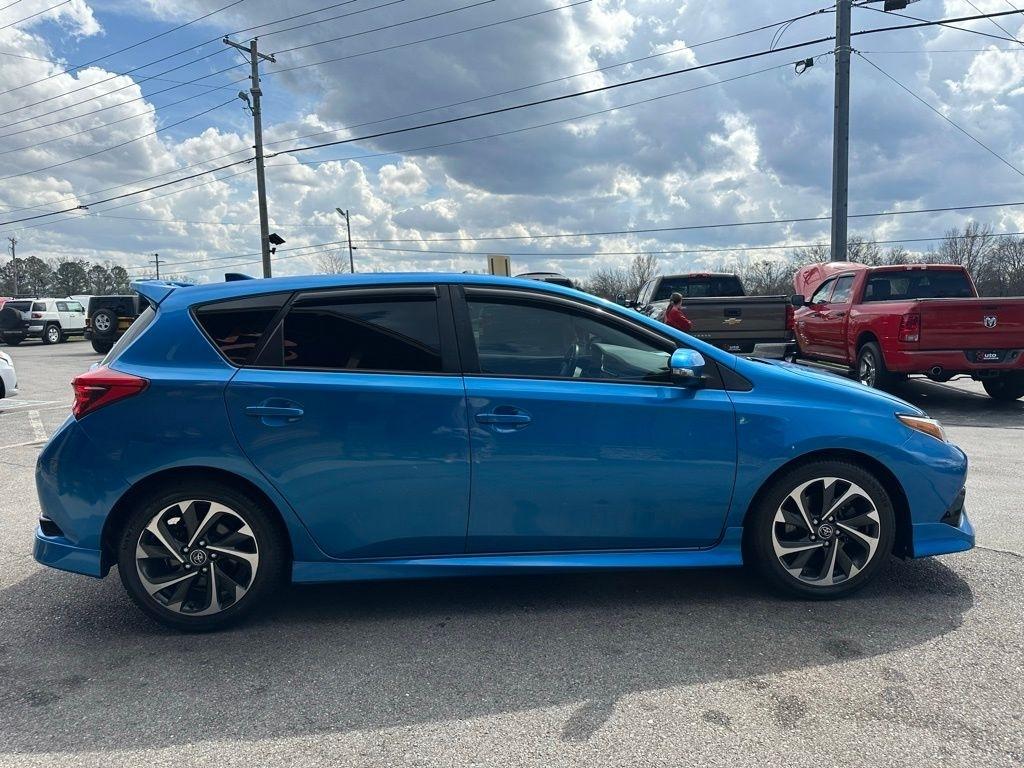 Toyota Corolla iM CVT (Natl) 2017