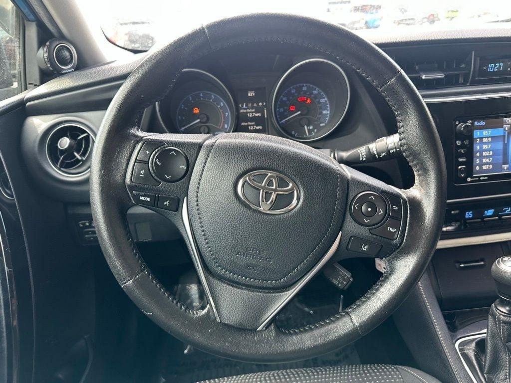 Toyota Corolla iM CVT (Natl) 2017