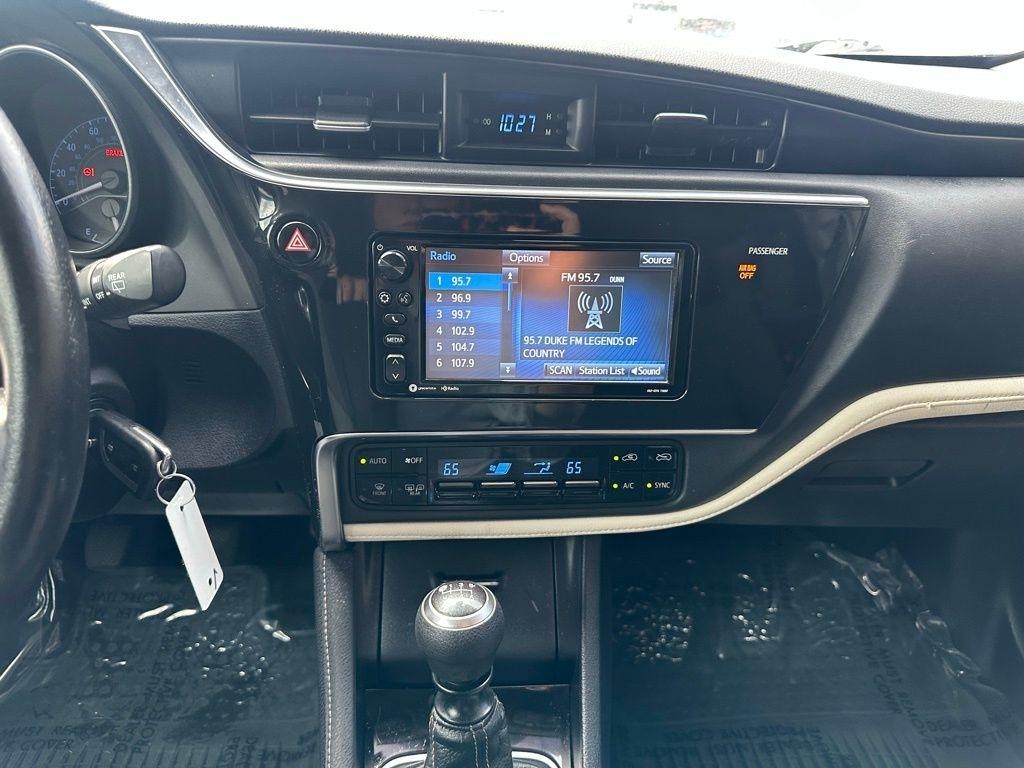 Toyota Corolla iM CVT (Natl) 2017