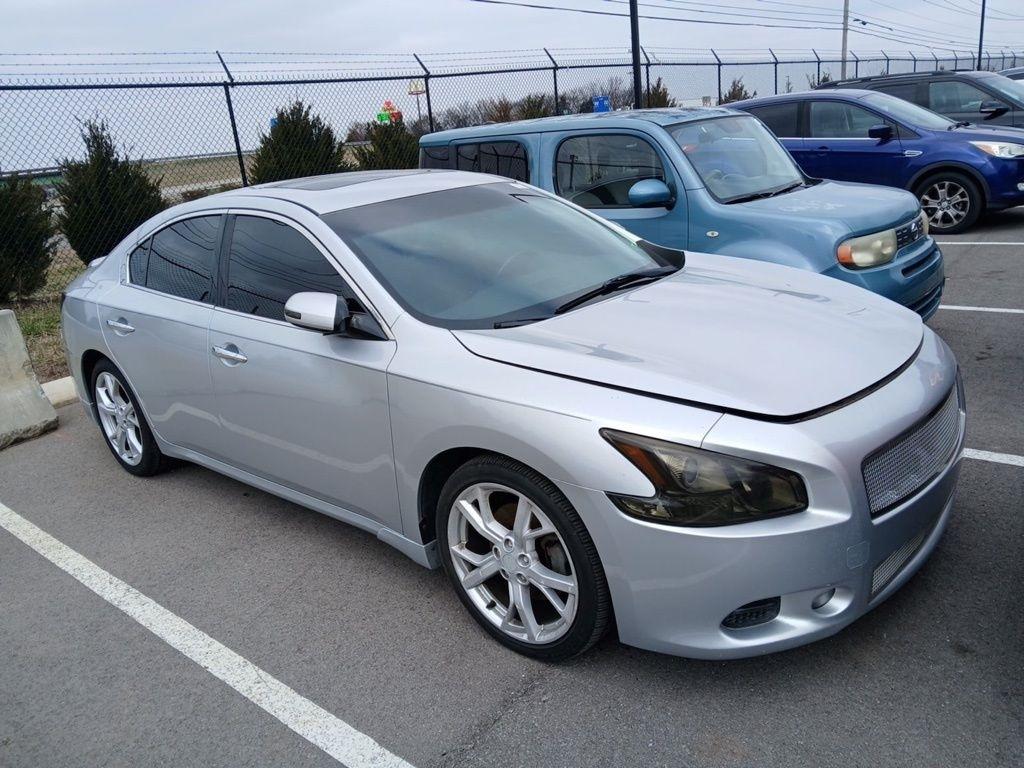 Nissan Maxima 4dr Sdn V6 CVT 3.5 SV w/Sport Pkg 2010