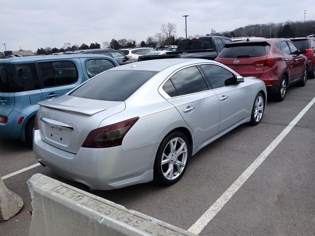 Nissan Maxima 4dr Sdn V6 CVT 3.5 SV w/Sport Pkg 2010