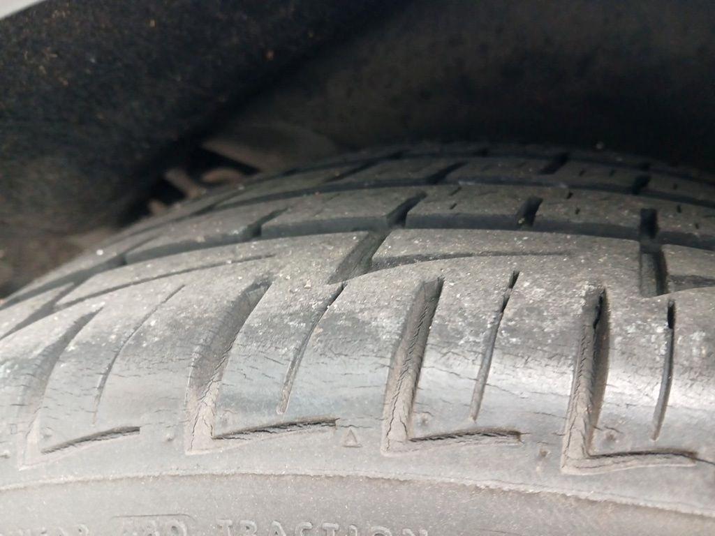 Nissan Maxima 4dr Sdn V6 CVT 3.5 SV w/Sport Pkg 2010