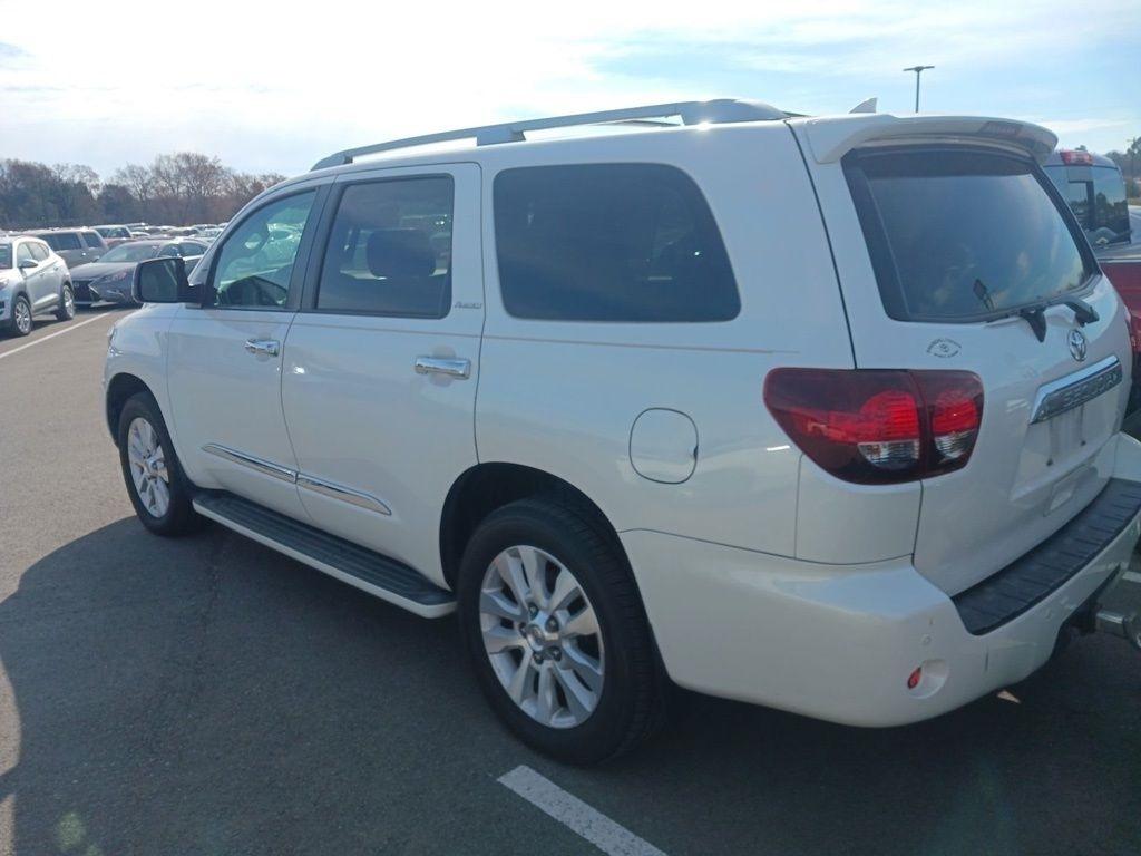 Toyota Sequoia Platinum RWD (Natl) 2018