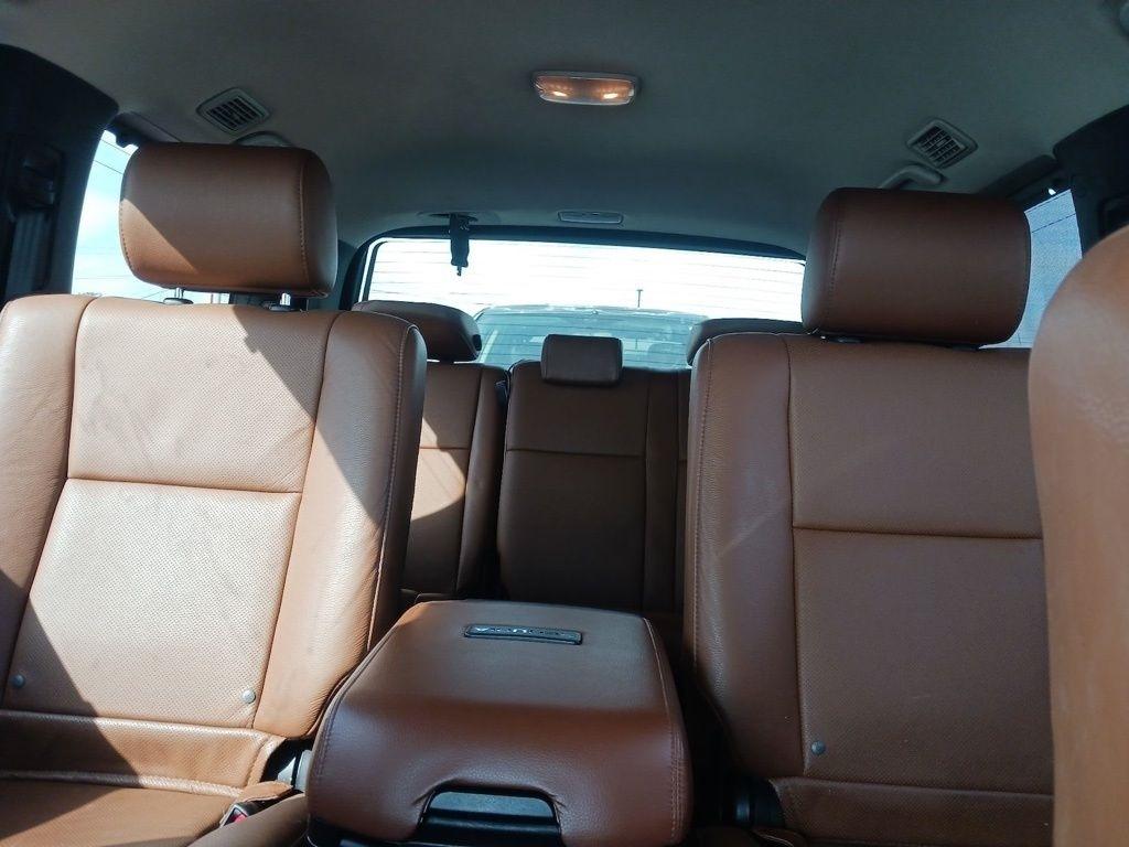 Toyota Sequoia Platinum RWD (Natl) 2018