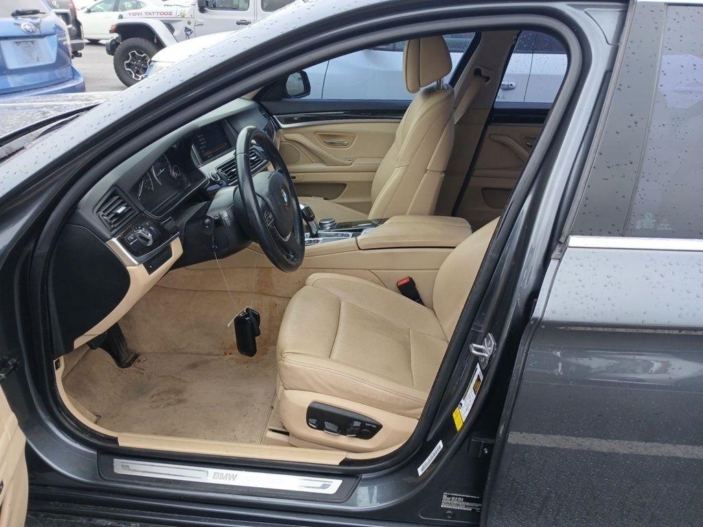 BMW 5 Series 4dr Sdn 535i RWD 2015